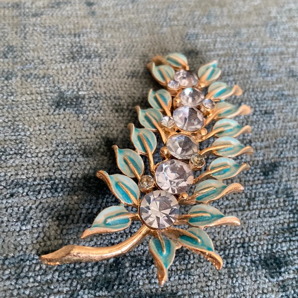 Vintage Gold-Tone Leaf Brooch with Teal Enamel and Clear Crystals